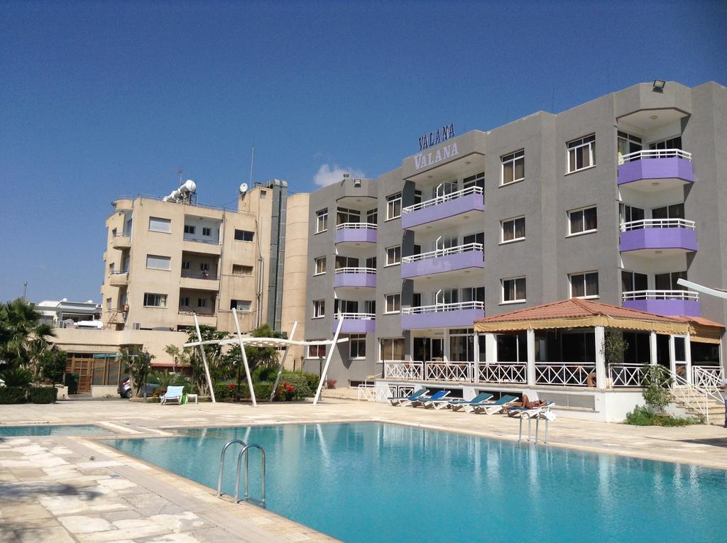 Valana Hotel Apartments Лимасол Екстериор снимка