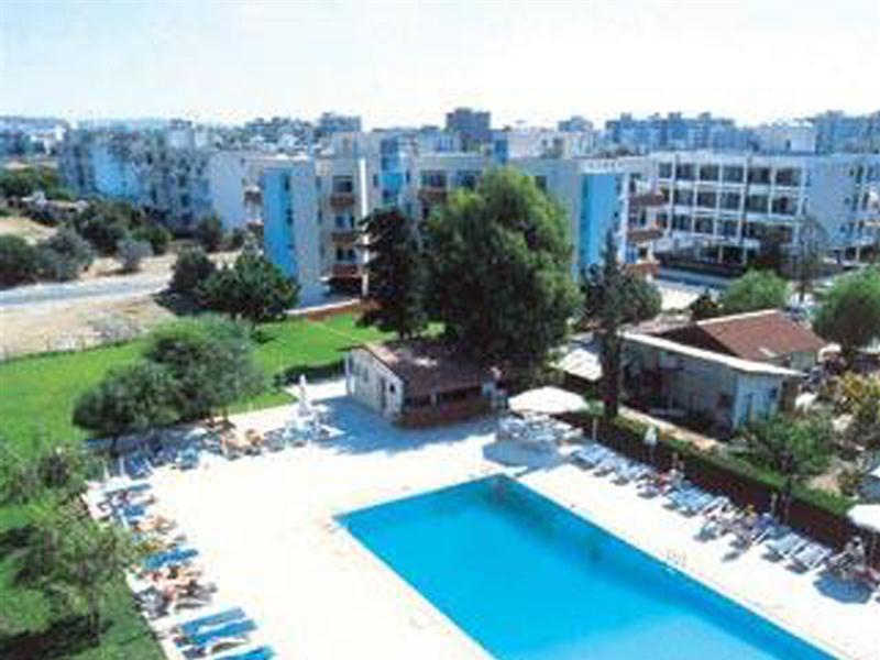 Valana Hotel Apartments Лимасол Екстериор снимка