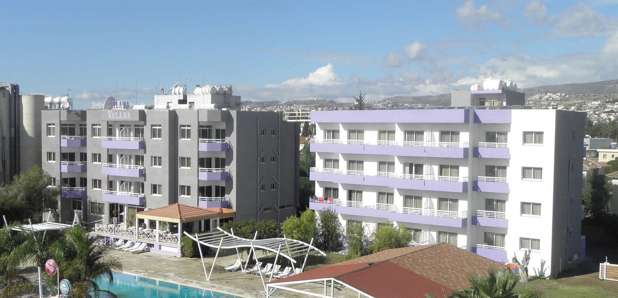Valana Hotel Apartments Лимасол Екстериор снимка